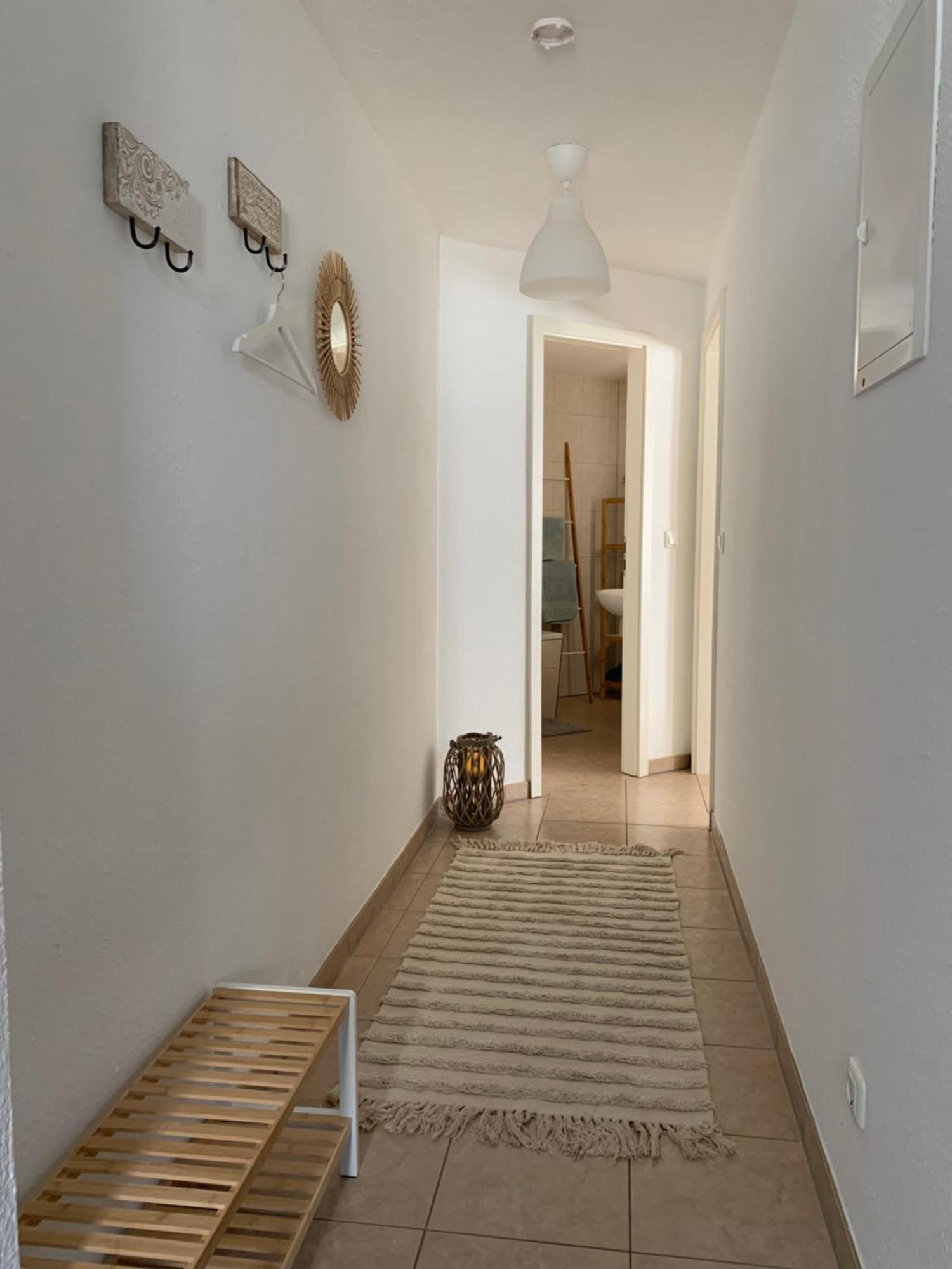 City-Apartment Mit Parkplatz & Fahrradraum! Nur 300M Zum Stadthafen Schwerin  Eksteriør billede
